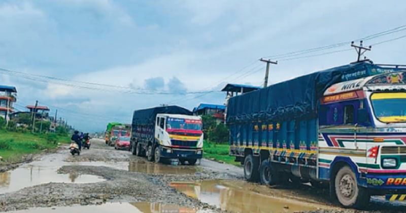 Heavy Rainfall Causes Traffic Blockage on Crucial East-West Highway Section in Nawalparasi