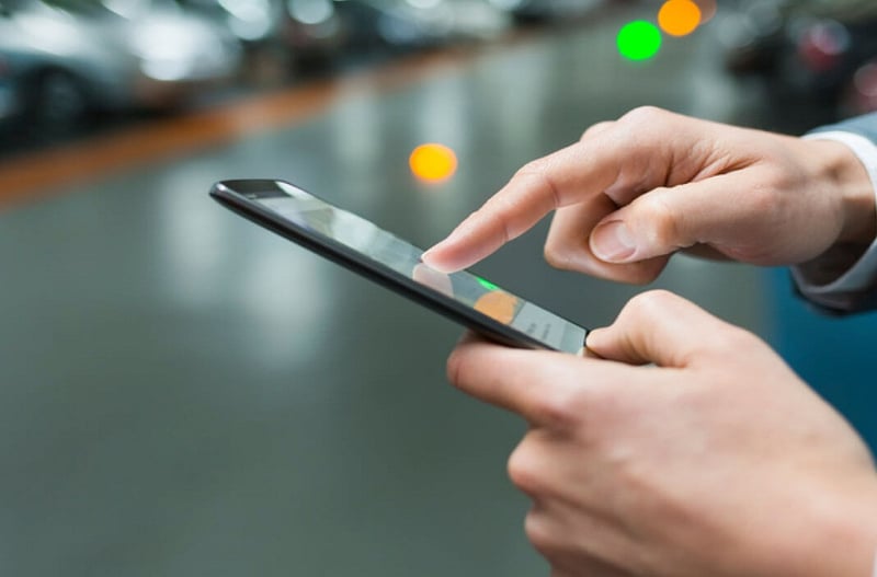 ९०.४ प्रतिशत वयस्क पुरुषसँग आफ्नै मोबाइल