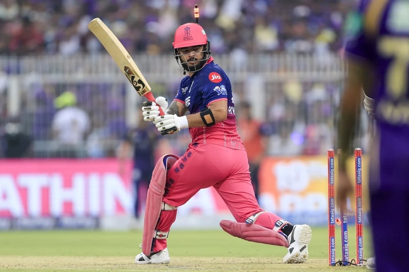 ड्रेसिङ रुममा 'भेप' तान्नु रियान परागलाई महँगो साबित, जरिवाना र कडा कारबाहीको चेतावनी