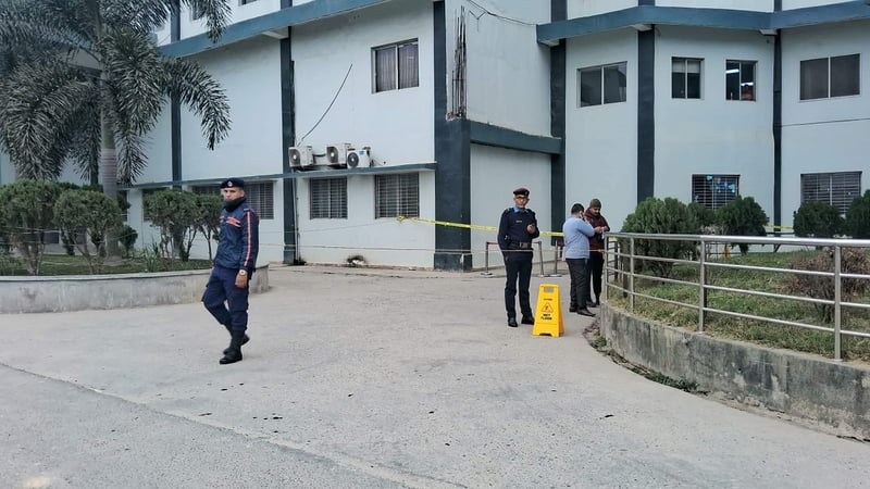 नोबेल अस्पतालको पाँचौं तलाबाट खसेर चिकित्सकको मृत्यु