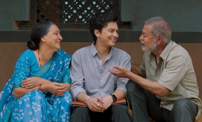 तीन लाखभन्दा बढीले हेरे 'आबाट आमा', कति पुग्यो कमाइ?