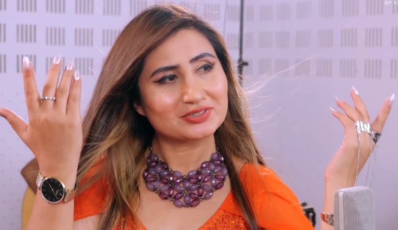 अन्जु पन्तले आफ्नै प्रस्तुतिमा ल्याइन् 'धन्यवाद शत्रु' (भिडिओ)