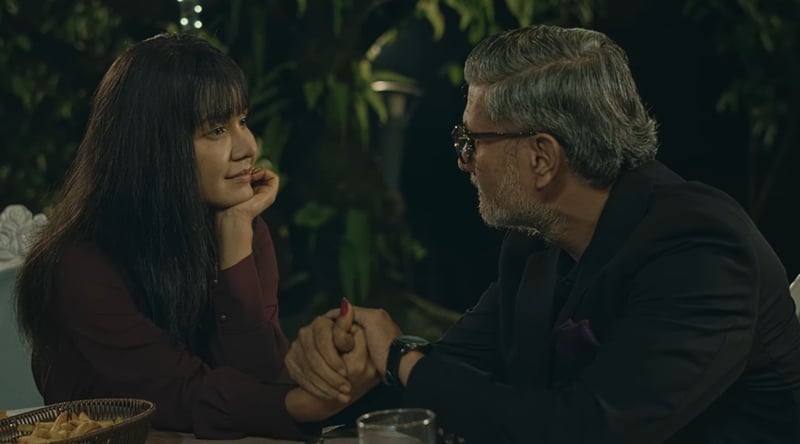 यस्तो छ 'द ब्लु लाइट' फिल्मको गीत 'कुन हावाले'