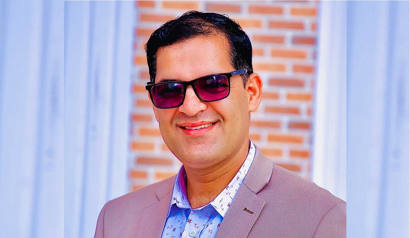 स्क्रोलले हराउँदै लगेको हाम्रो सम्बन्ध!