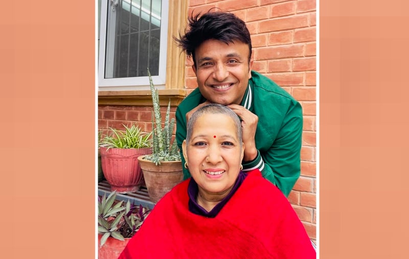 गायक हेमन्त शर्माकी पत्नी रीतुको क्यान्सरको सफल उपचार