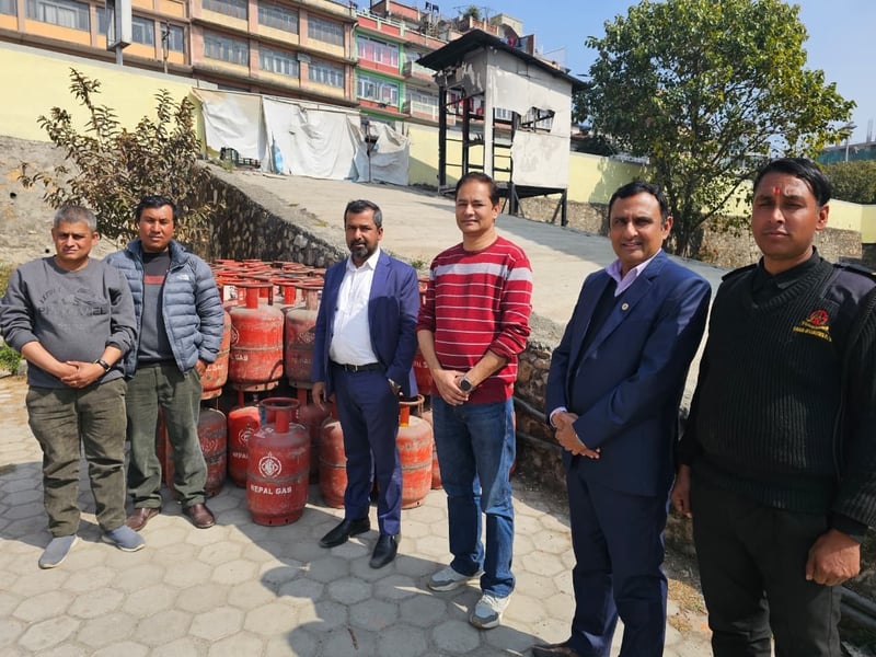 निगमको टेकु कार्यालयबाट पनि उपभोक्ताले ग्यास पाउने