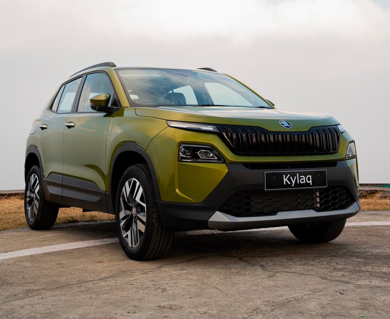 भारतदेखि नेपालको सडकसम्म: ड्राइभिङ आवश्यकता सुहाउँदो कायलाक