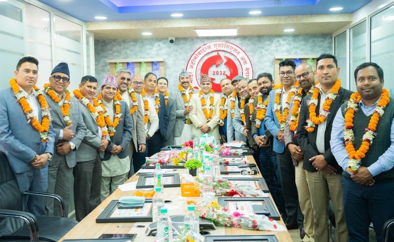 नाडाको नवनिर्वाचित अध्यक्ष सुरेन्द्रकुमार उप्रेतीले गरे पदभार ग्रहण