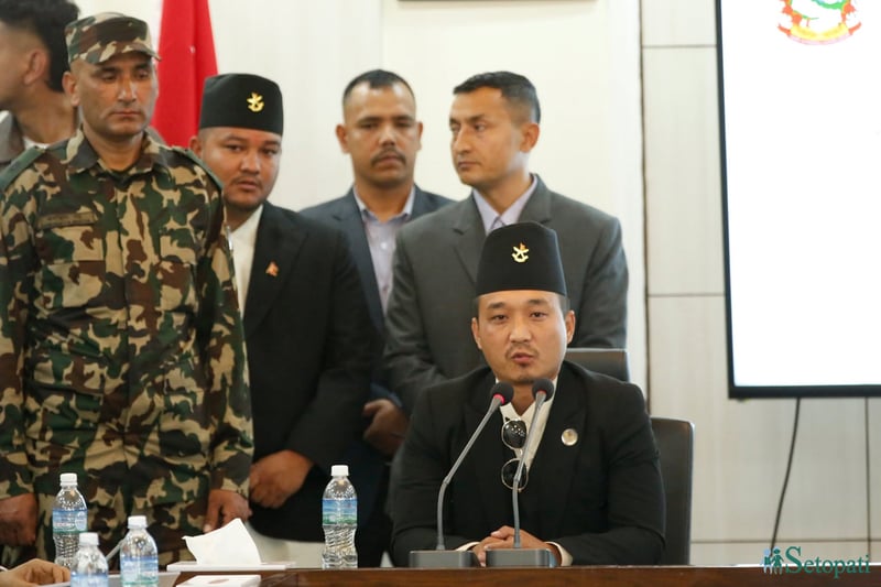 भिआइपी मुभमेण्टका नाममा नागरिकलाई सास्ती नदिन गृहमन्त्रीको निर्देशन