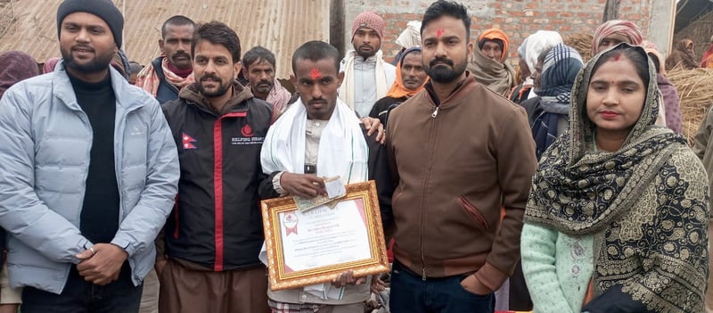 आमासँग अस्पताल धाउँदा देखेका थिए डाक्टर बन्ने सपना, मजदुरी गरेर पढ्दै निकाले नाम