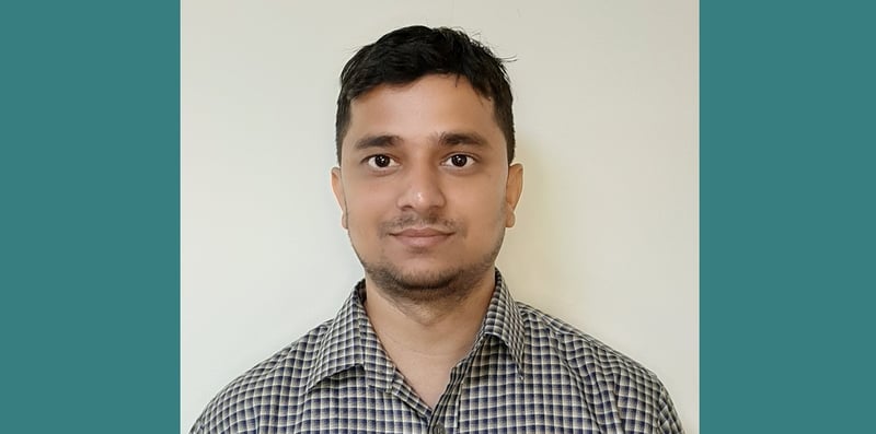 जब उच्च गतिमा आएका गाडीहरू मेरा अगाडि एकाएक रोकिए