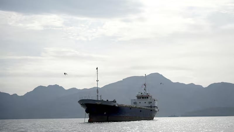 हर्मुजबाट इरानले कब्जा गर्यो दुइटा पानीजहाज