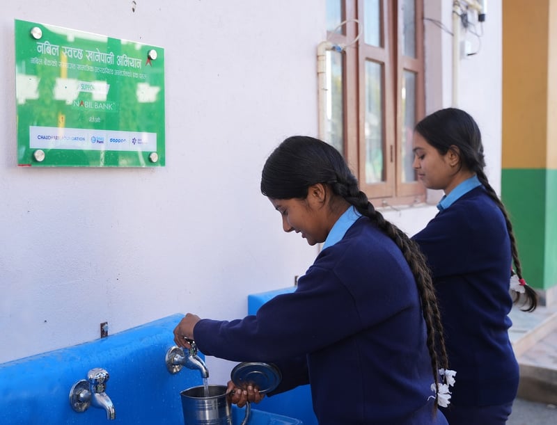 नबिल बैंकका अध्यक्ष चौधरीले गरे नबिल स्वच्छ खानेपानी अभियानको डिजिटल उद्घाटन