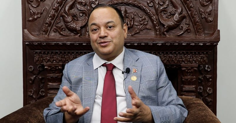 एनआरएनए अध्यक्ष बनेका भौतिक शास्त्रका गोल्ड मेडलिस्ट हेमराज