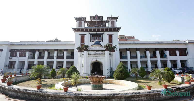 काठमाडौं निर्वाचन कार्यालयले सम्झायो आचारसंहिता, दियो चेतावनी