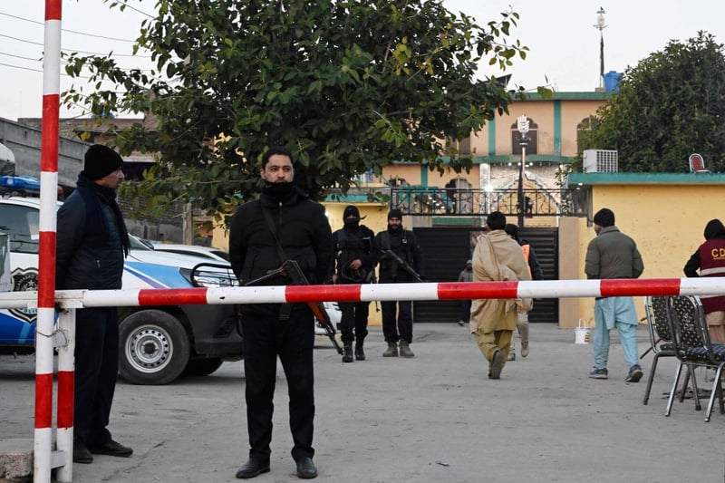 आईएसआईएसले लियो इस्लामावादमा आत्मघाती विस्फोटको जिम्मा