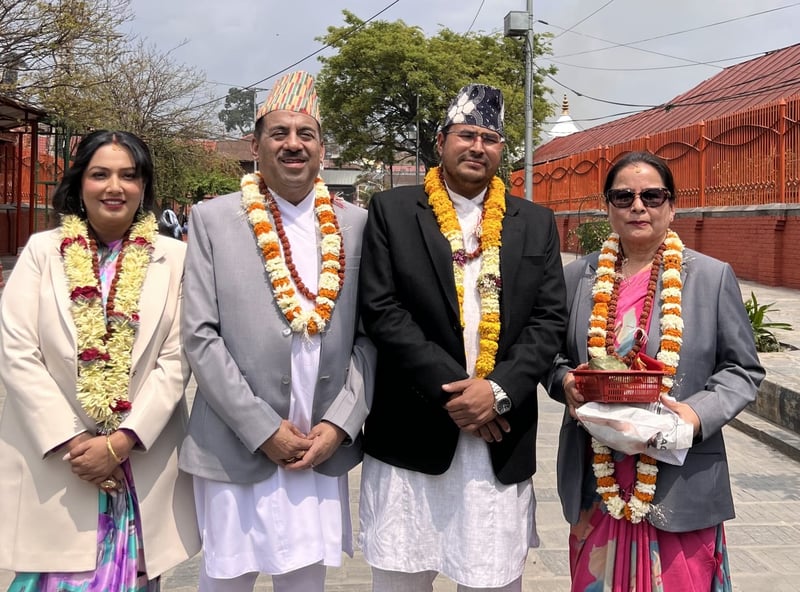 शपथअघि राप्रपा सांसदहरूले गरे पशुपतिनाथ दर्शन