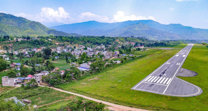 खुल्यो तुम्लिङटार विमानस्थल