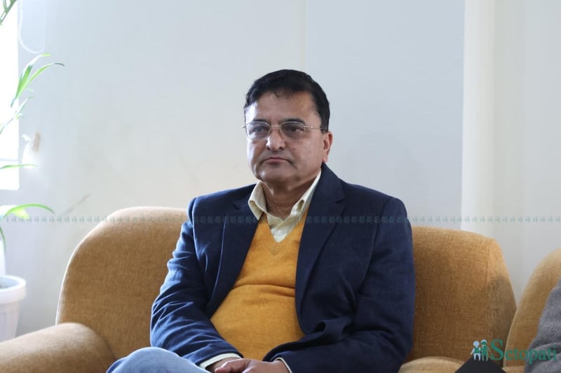 योगेश भट्टराईले मातहतका कमिटीबाट मागे छुट्टै सुझाव