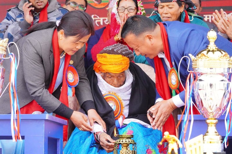 जब १ सय ९ वर्षीया वृद्धाले गरिन् कार्यक्रमको उद्घाटन