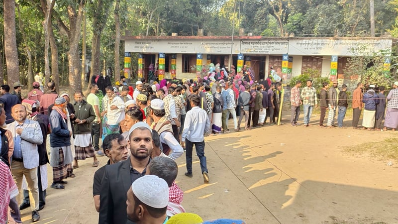 बंगलादेश निर्वाचन : १७ वर्षपछि स्वदेश फर्किएका तारिक सत्ताको दौडमा, जमात–एनसीपीको चुनौती