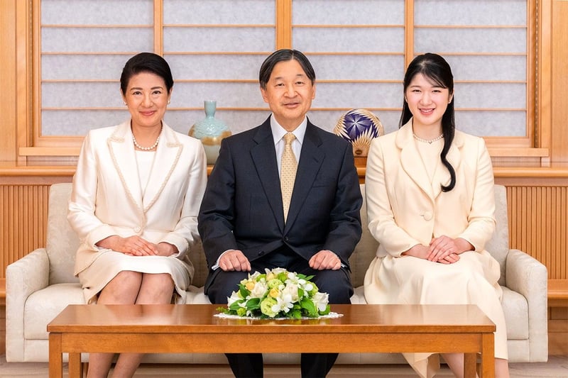 जापानकाे राजसंस्थाबारे दुई विकल्पमा चल्दै छ छलफल (भिडियोसहित)