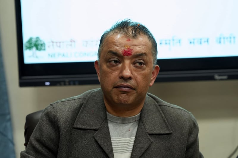 बैतडीमा भएको बस दुर्घटनाप्रति कांग्रेस सभापति थापाबाट दुःख व्यक्त