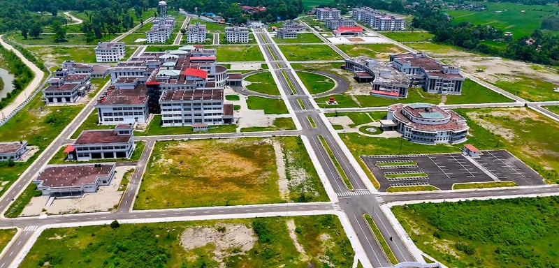 शहीद दशरथचन्द स्वास्थ्य विज्ञान विश्वविद्यालयसभाको बैठक पहिलोपटक गेटामा बस्दै