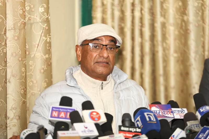 रमेश लेखक भन्छन्– दुईतिहाइ नभई सभापति हटाउनै मिल्दैन