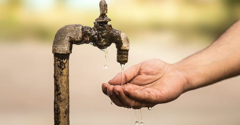 सिमकोटमा दुई सातादेखि खानेपानी अभाव