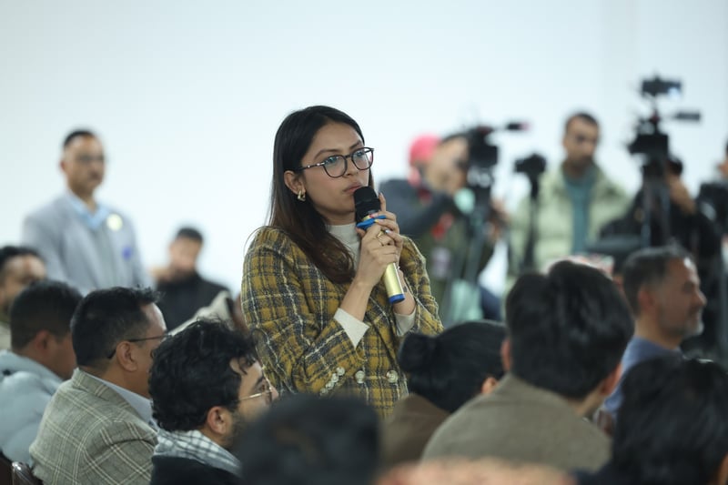 हामीलाई फ्रि इन्टरनेट होइन, बस्न सक्ने मुलुक चाहिएको हो : भावना राउत