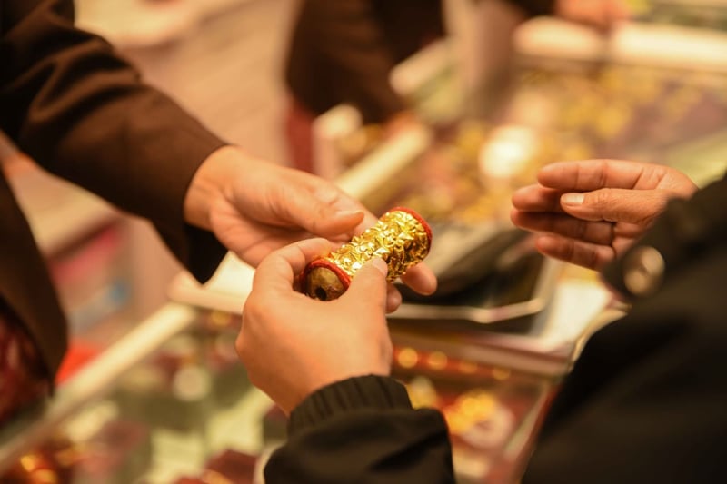 सुनको मूल्यमा भारी गिरावट