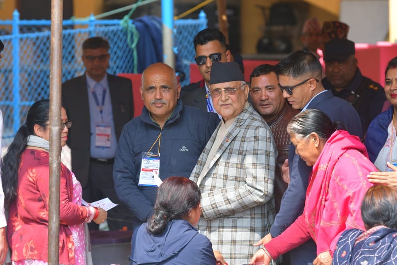 ओली साँझसम्म भए पनि झापा पुग्ने