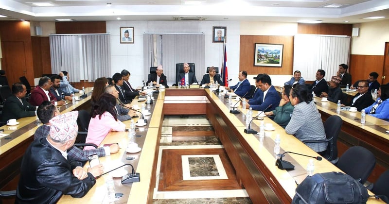 देशको सामाजिक–आर्थिक विकासमा गैरआवासीय नेपालीले योगदान पुर्याउनुपर्छ : मन्त्री शर्मा