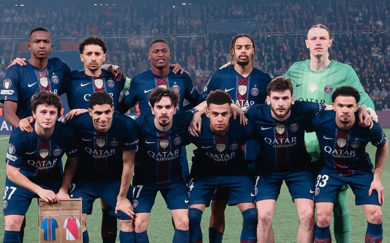पीएसजी अन्तिम १६ मा