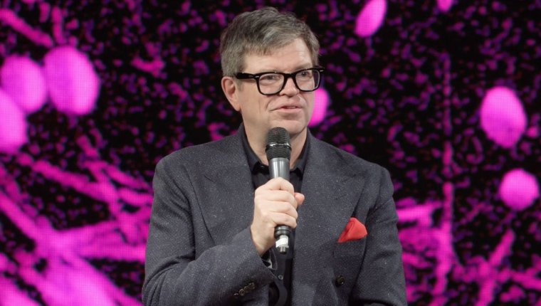 एआईका गडफादर भन्छन्- अहिलेको एआई प्रणाली त्रुटिपूर्ण छ, मानवीय स्तरको बुद्धि पाउन सक्दैन