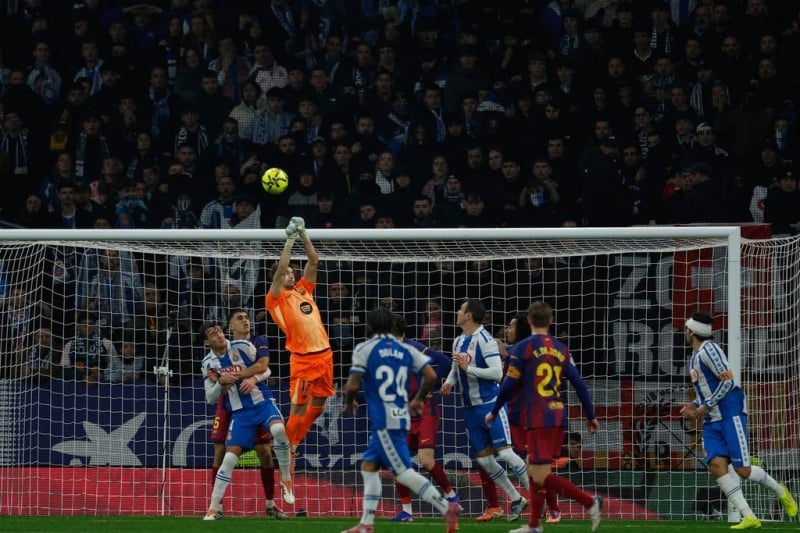 Barcelona goalie Garcia shrugs off hostile homecoming at Espanyol for derby win