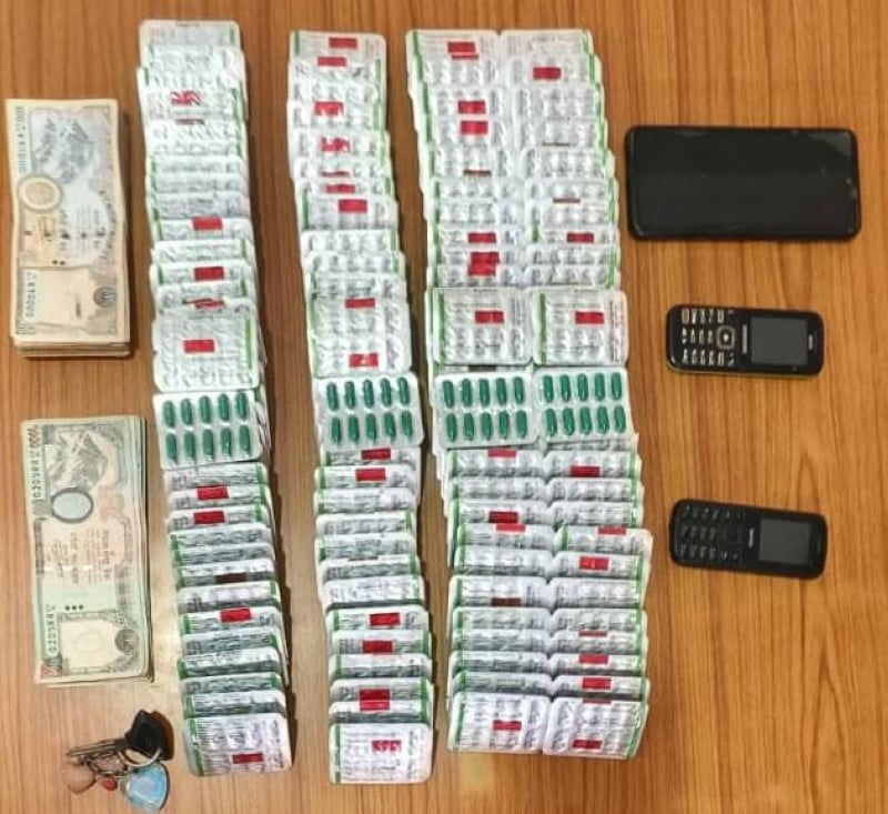 Two arrested with 1,260 Tramadol capsules in Rautahat