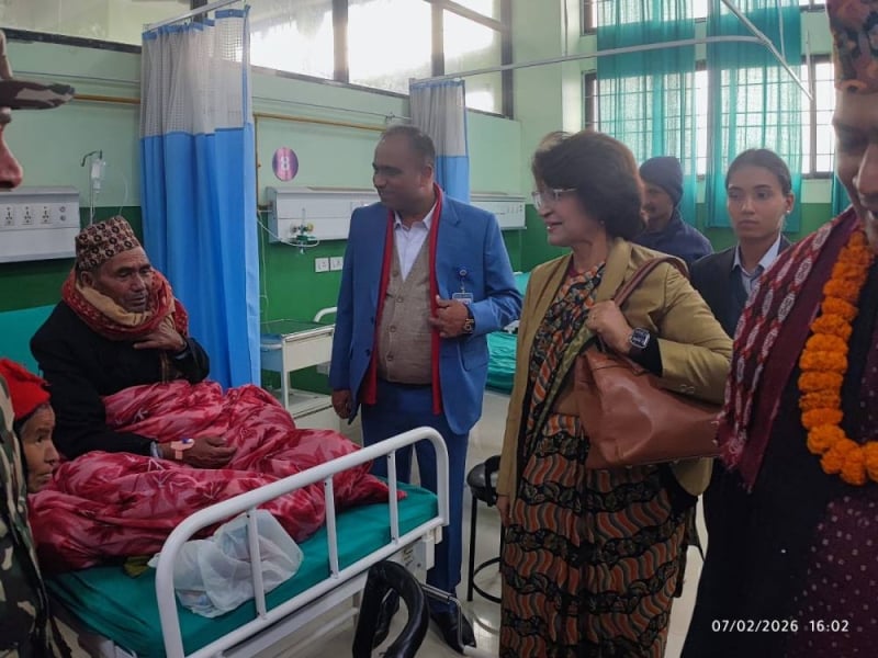 Health Minister Gautam inspects key medical institutions in Sudurpaschim