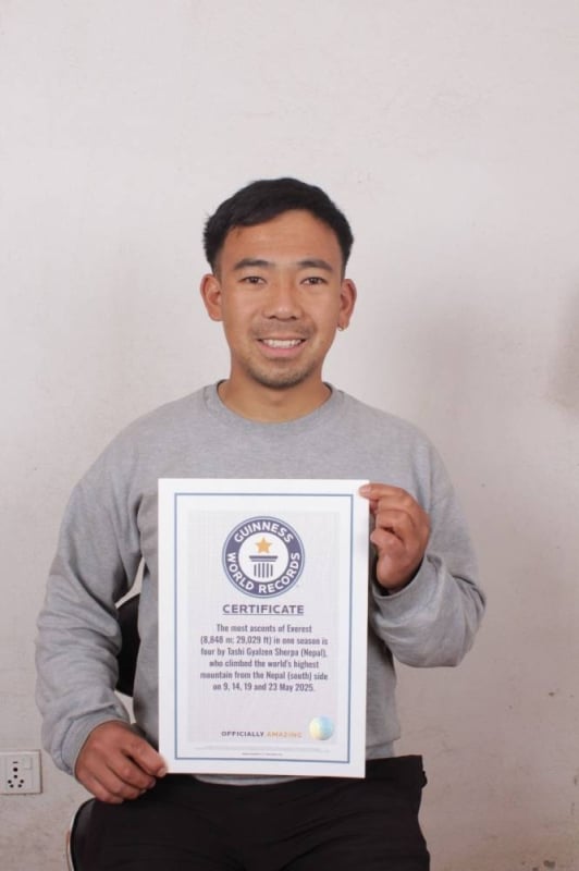 Tashi Gyalzen Sherpa receives Guinness certificate for most Everest summits in one season