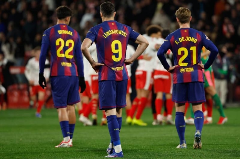 Barcelona hosts Levante in La Liga looking to rebound from consecutive losses