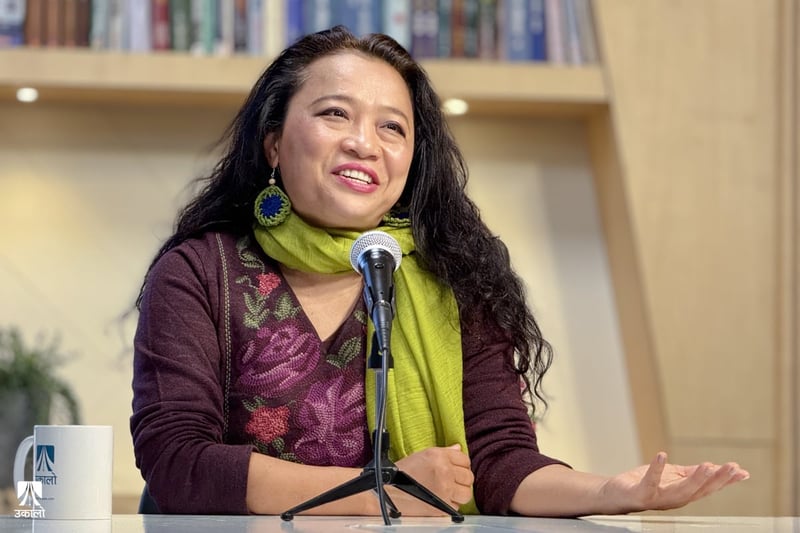 ‘हाम्रो समाज डढेलो लाग्नुअघिको पतिंगरजस्तो अवस्थामा छ’