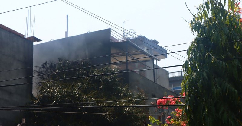 इटहरीको पूर्वाञ्चल क्याफेमा आगलागी, ३५ लाख बढीको क्षति