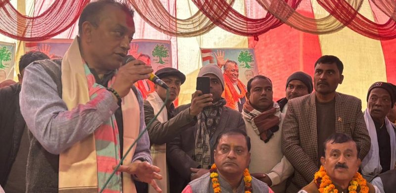 शेरबहादुर देउवासँग निरन्तर संवादमा रहेको गगनको दाबी