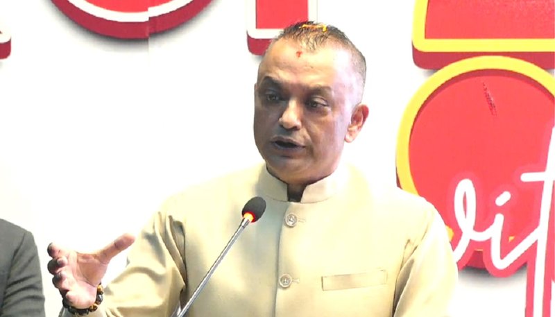 गगनले दिए कांग्रेस सभापतिबाट राजीनामा