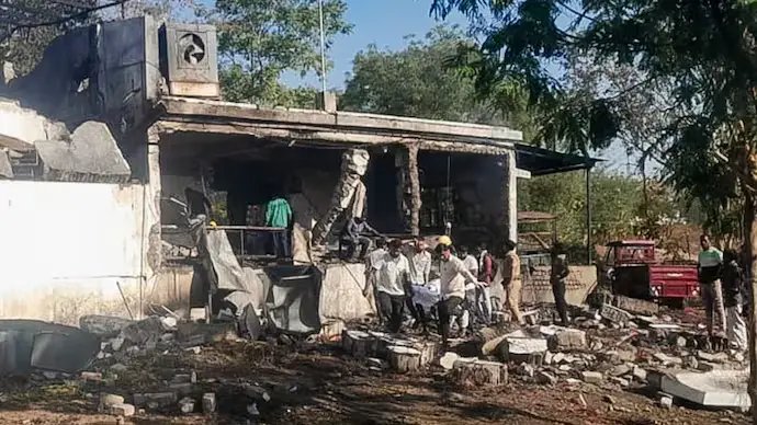 भारतकाे नागपुरमा विस्फोटक पदार्थ बनाउने कारखानामा भीषण विस्फोट, १७ जनाको मृत्यु
