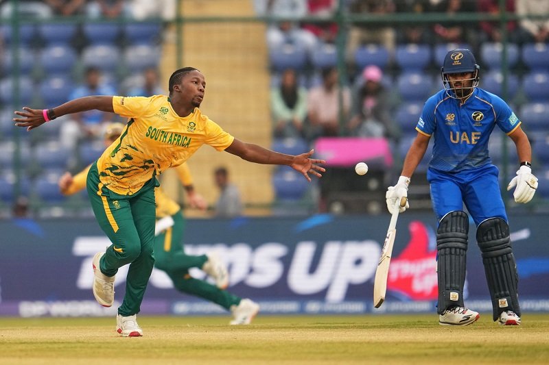 दक्षिण अफ्रिका अपराजित रहँदै ‘सुपर–एट’ मा