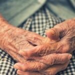 Much-Hyped Alzheimer’s Drugs Do Not Help Patients, Review Finds